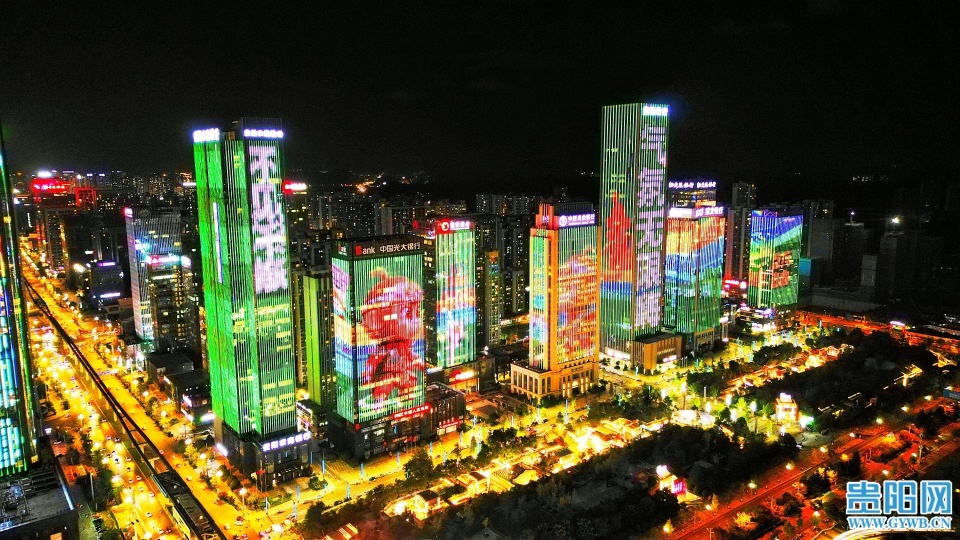 踢球的图案, 让足球狂欢 踢球的图案, 让足球狂欢
